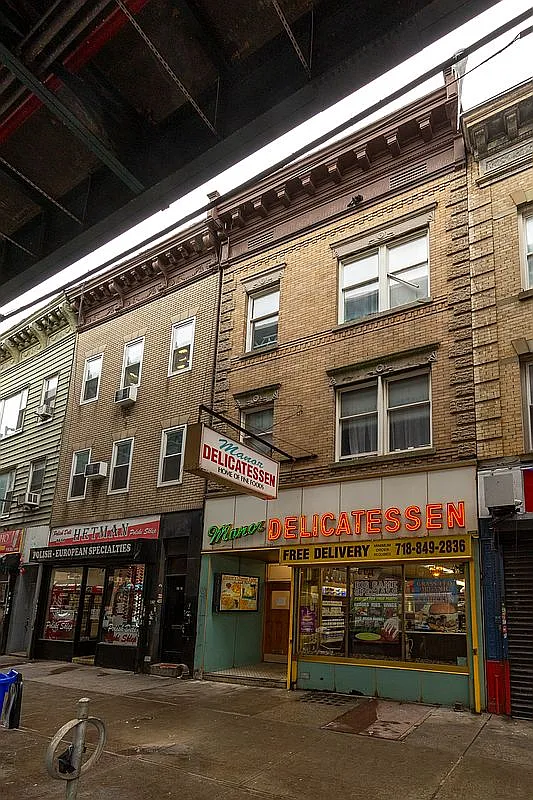 94-12 Jamaica Avenue